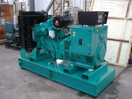 兴庆200kw康明斯柴油发电机组图片 兴庆200kw康明斯柴油发电机组图片